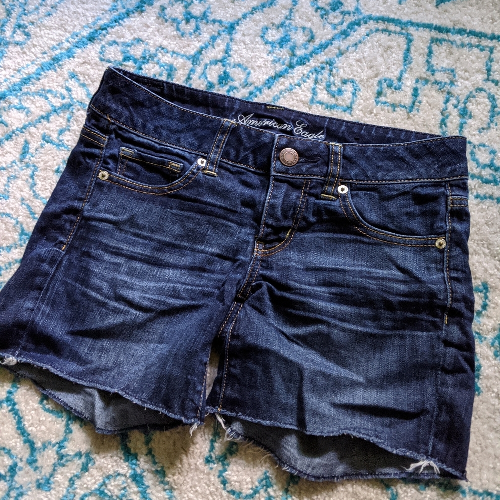 Distressed Midi shorts